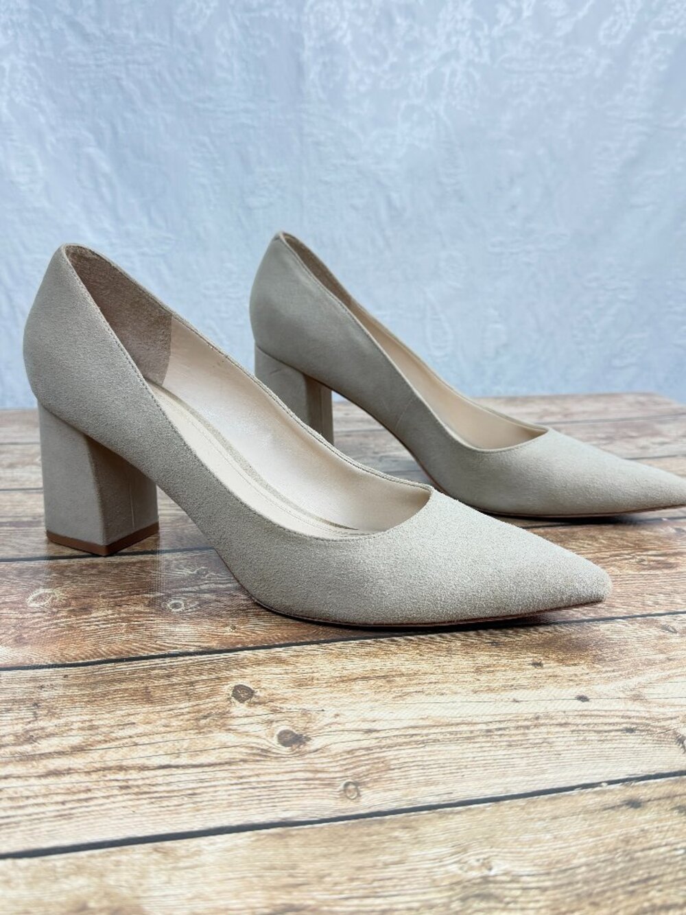 Marc Fisher Women’s Size 11 Nude Beige Suede Pointed Toe Block Heel Pumps